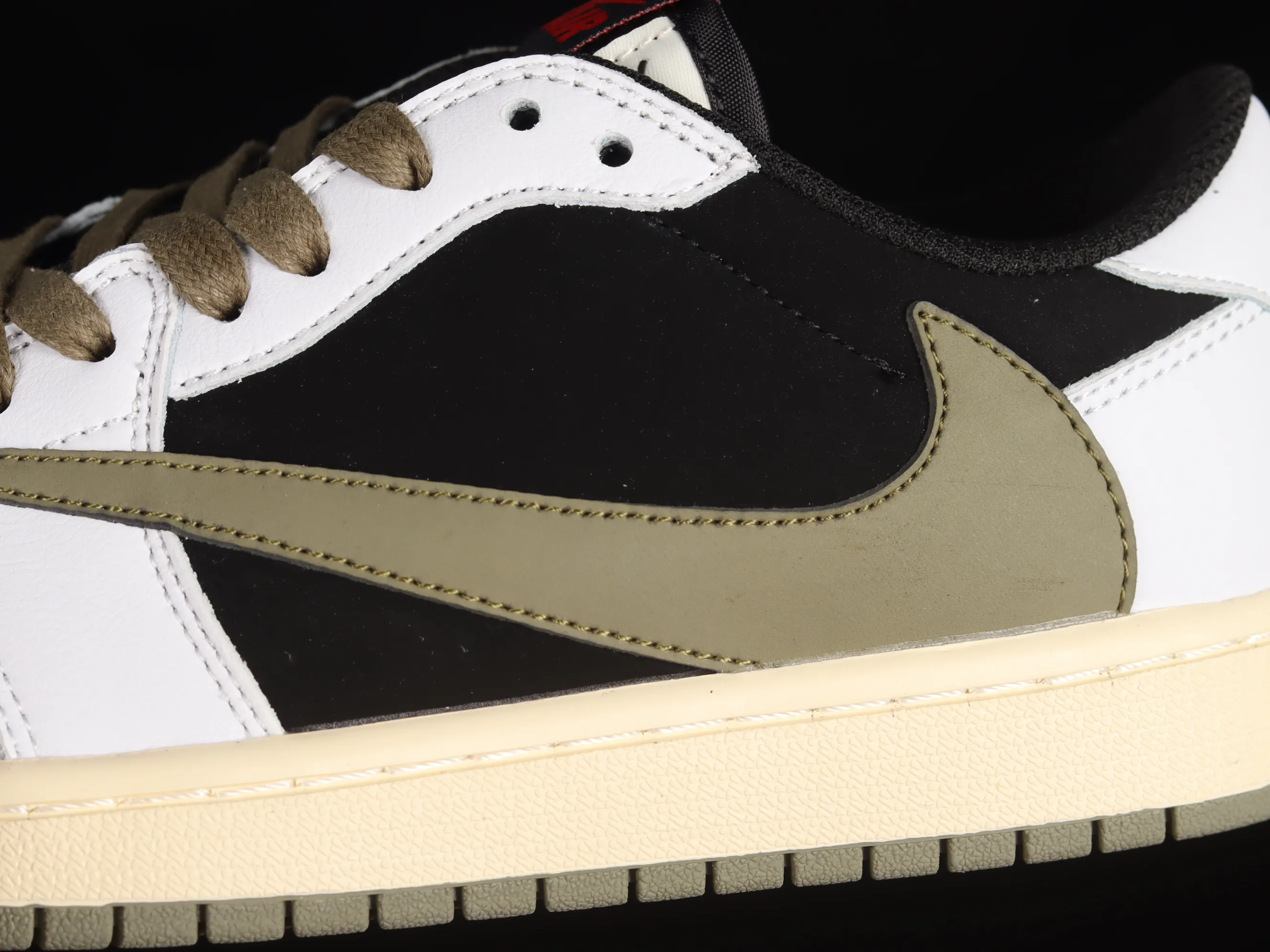 All Categories Air Jordan Jordan Series Basketball Shoes Air Jordan 1 Low Travis Scott x Air Jordan 1 Low OG AJ1 Joe 1 Reverse Overhead Joint Style Casual Sports Basketball Shoes DZ4317-106